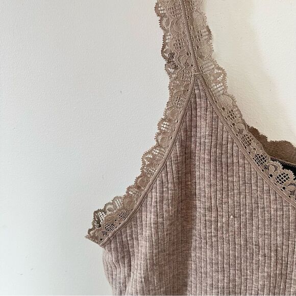 Millstrand Co. Light Brown Sylvie Lace Plush Lining Tank Camisole - Picture 5 of 9